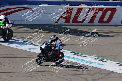 media/Aug-26-2022-Fastrack Riders (Fri) [[055e3b3c9d]]/level 2/Session 1 Start Finish/